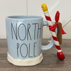NWT Rae Dunn North Pole Mug with Candy Cane Spoon